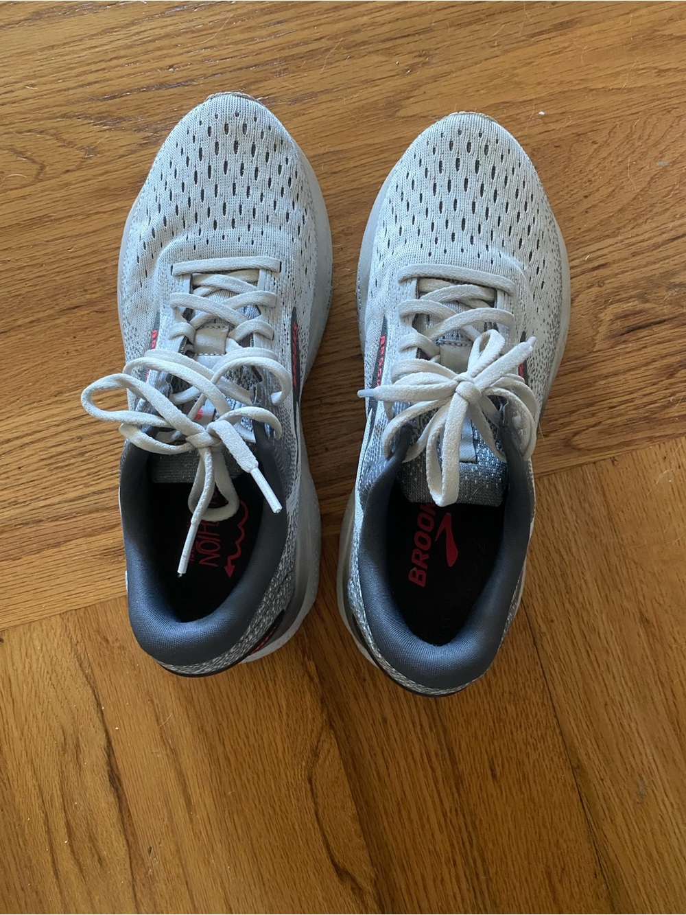 Brooks ghost size 8